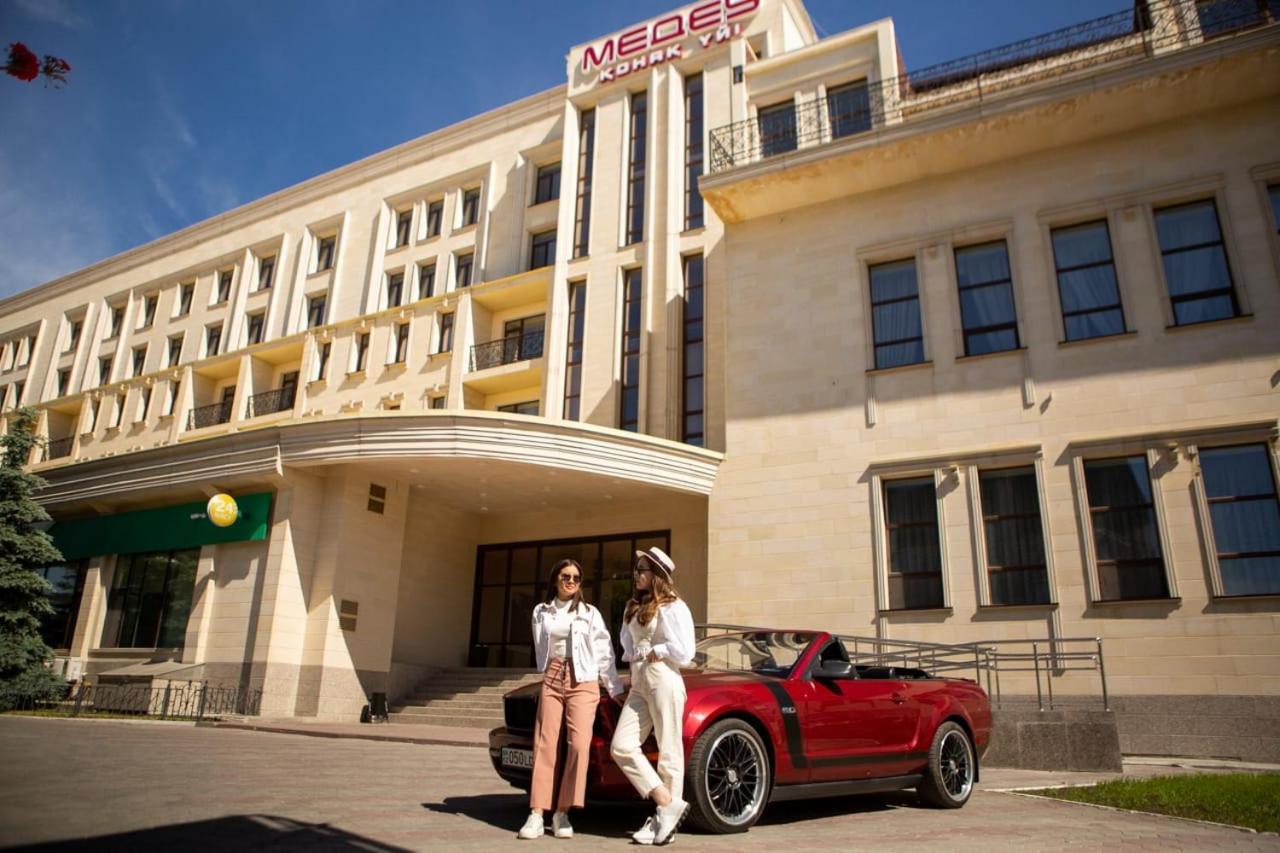 Medeu Hotel Kostanay Bagian luar foto