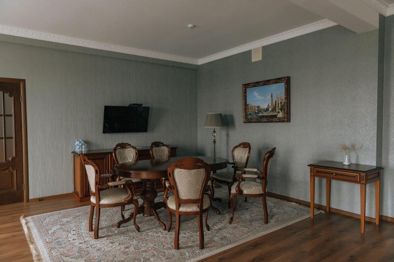 Medeu Hotel Kostanay Bagian luar foto