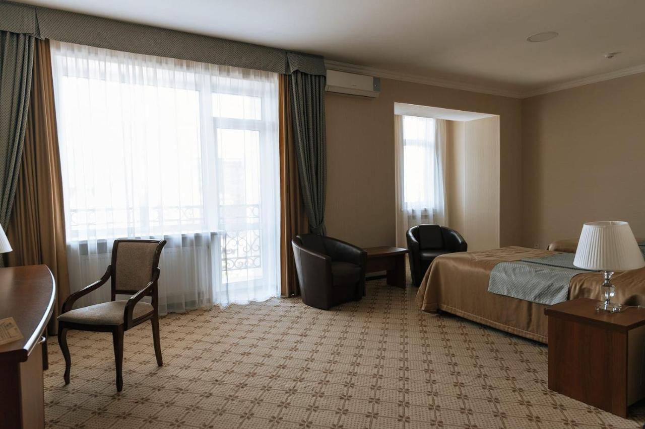 Medeu Hotel Kostanay Bagian luar foto