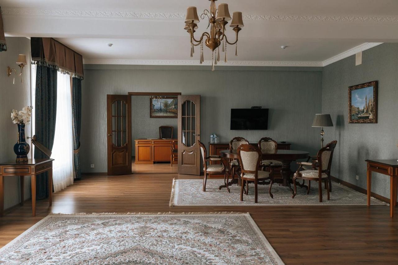 Medeu Hotel Kostanay Bagian luar foto