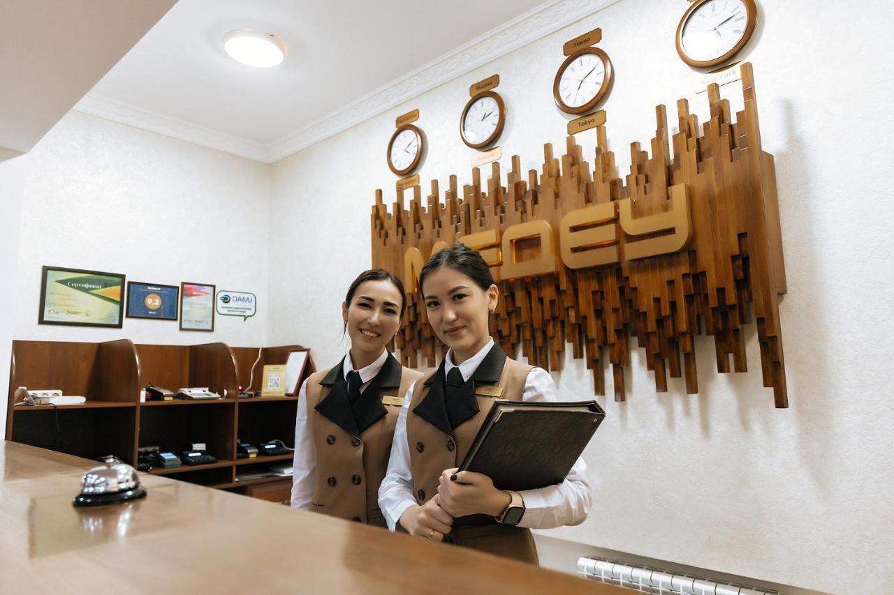 Medeu Hotel Kostanay Bagian luar foto